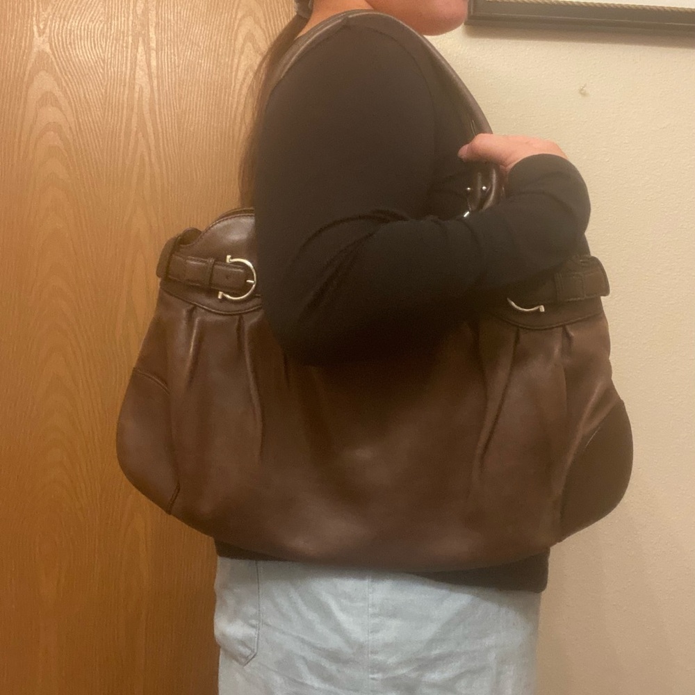 Salvatore Ferragamo Gancini Satchel in Brown Leather - Picture 14 of 16